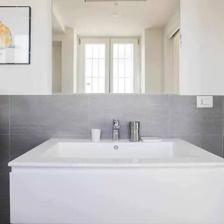 Sanpietro Allorto 22 Duomo Dom12 Apartment Milan